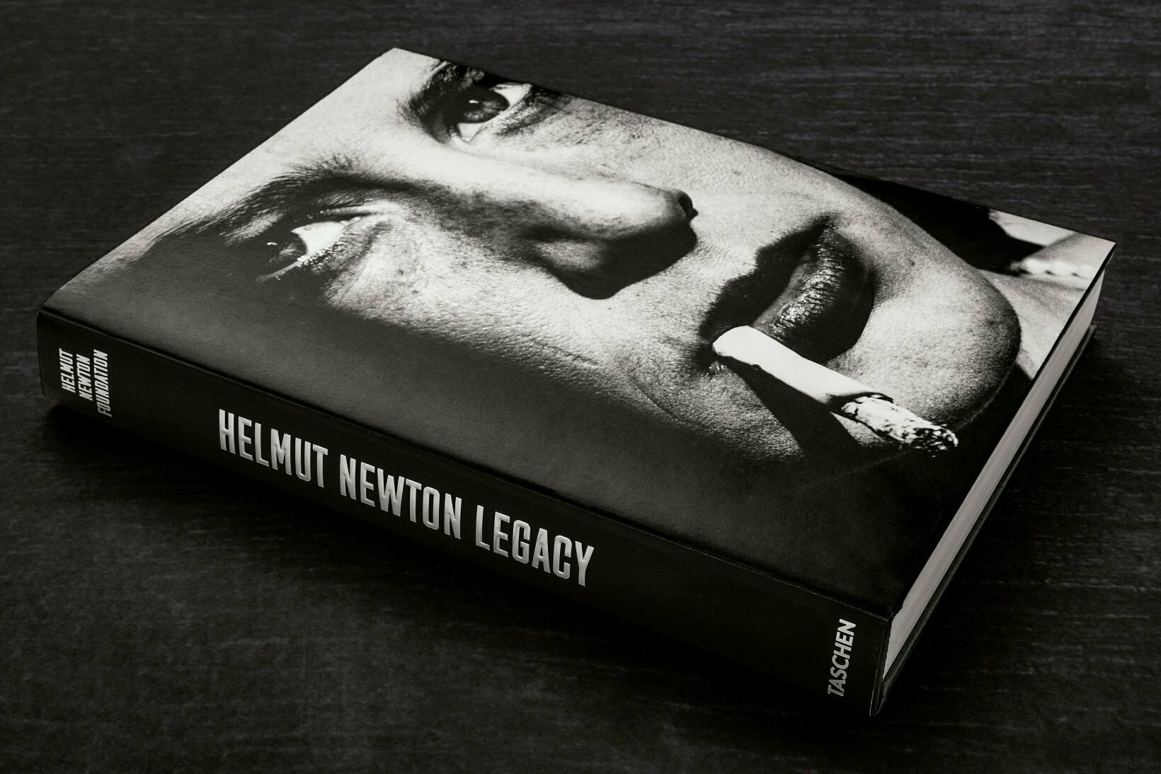 Helmut Newton Legacy © Taschen