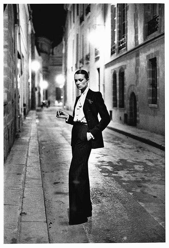 Helmut Newton, Rue Aubriot, Yves Saint Laurent, French Vogue, Paris, 1975 © Helmut Newton Foundation